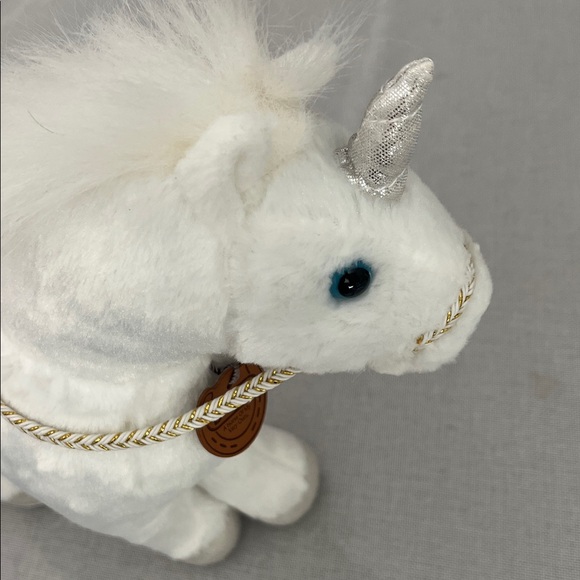 Breyer White Plush Unicorn with Silver color  Horn. - Picture 7 of 10